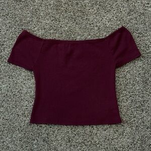John Galt Brandy Melville Short Sleeve Off-Shoulder Top Plum Burgundy